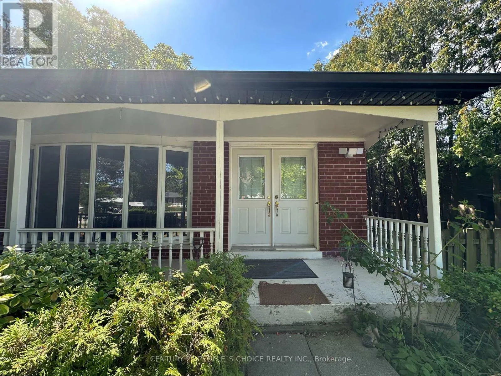 1252 MONT CLAIR DRIVE