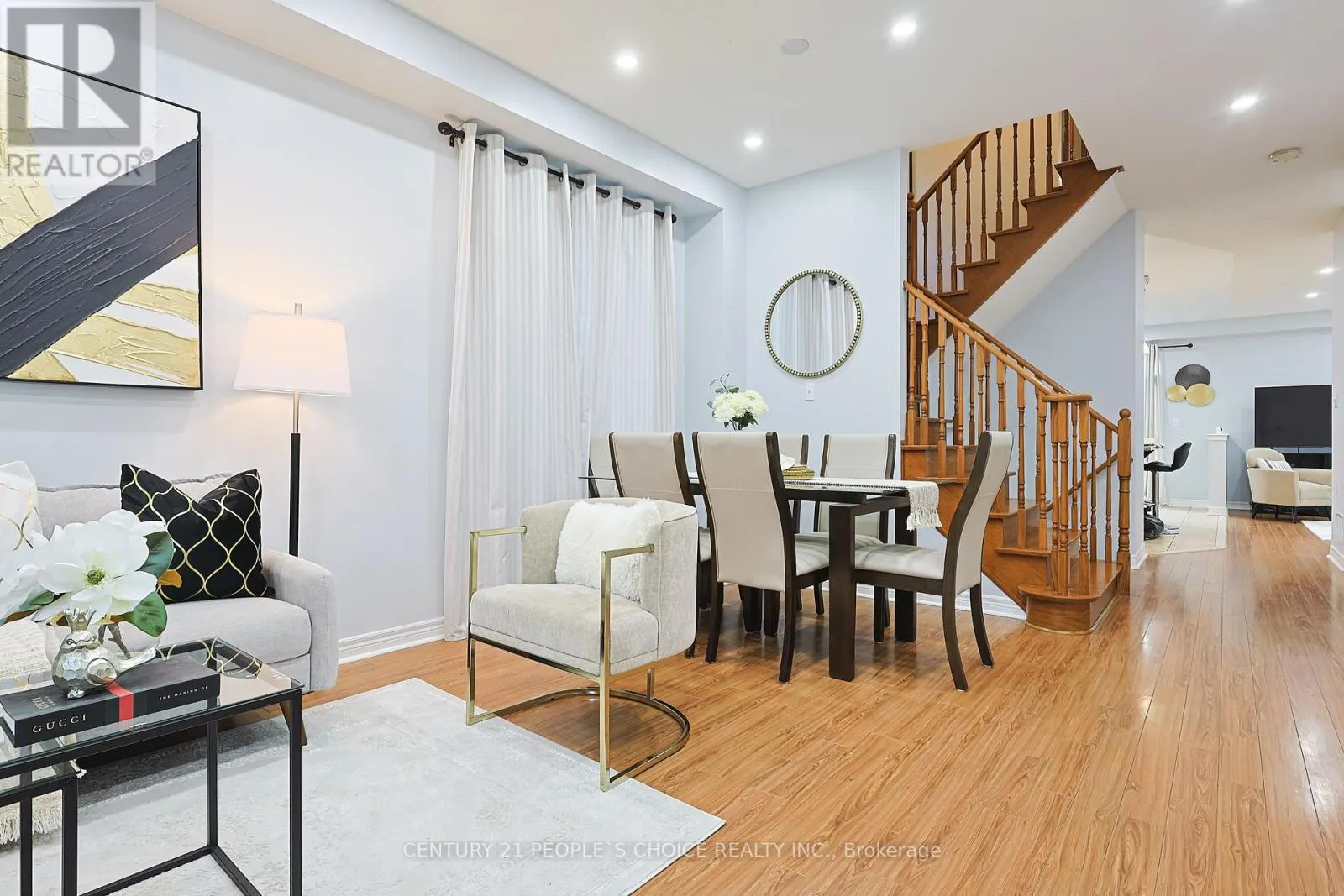 114 BEGONIA CRESCENT