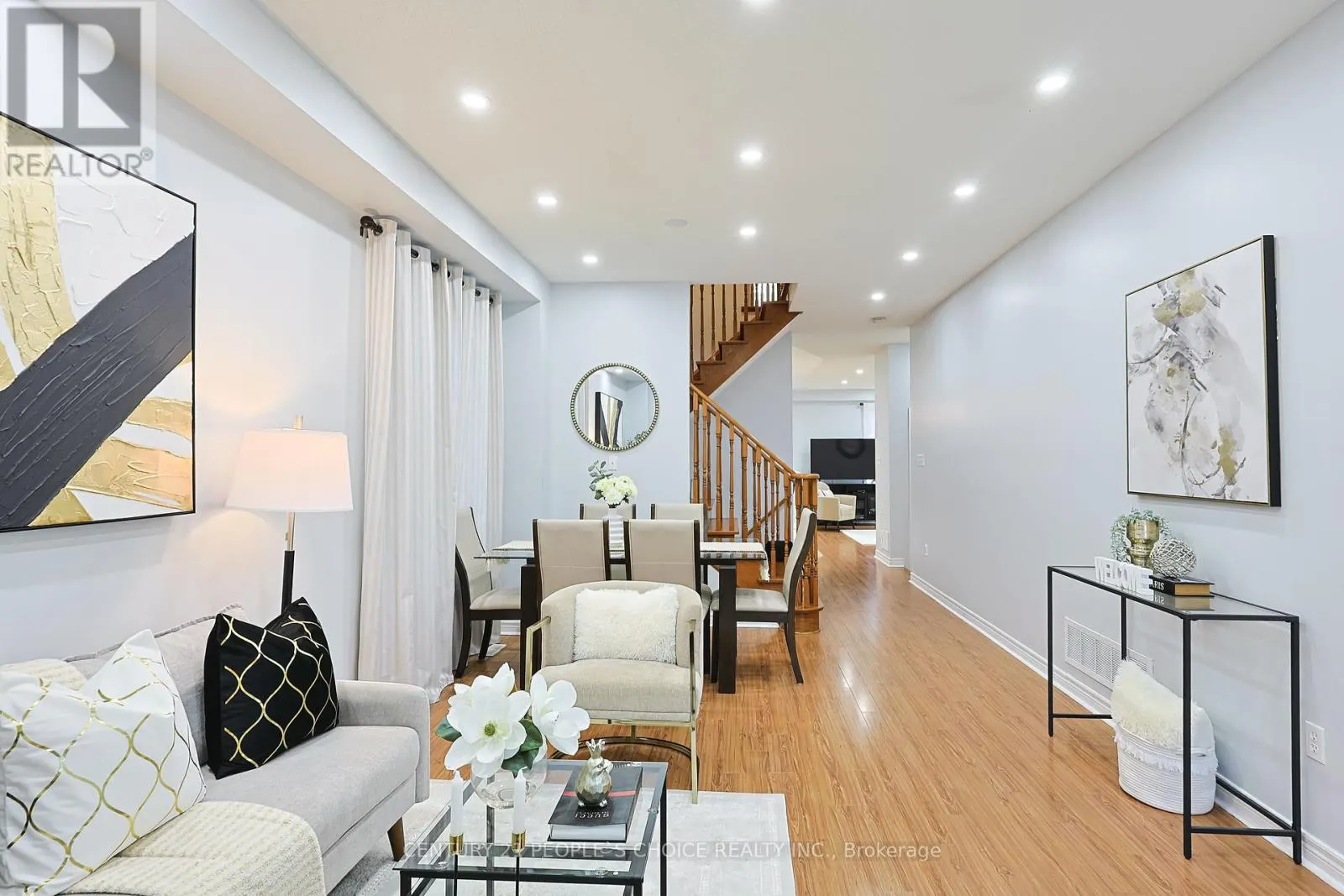 114 BEGONIA CRESCENT