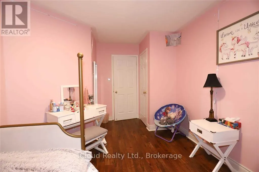 5153 NESTLING GROVE