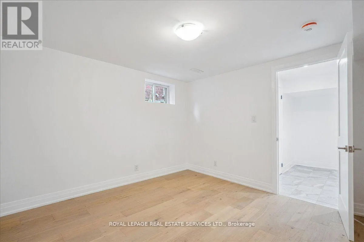 14 RAMSBURY ROAD