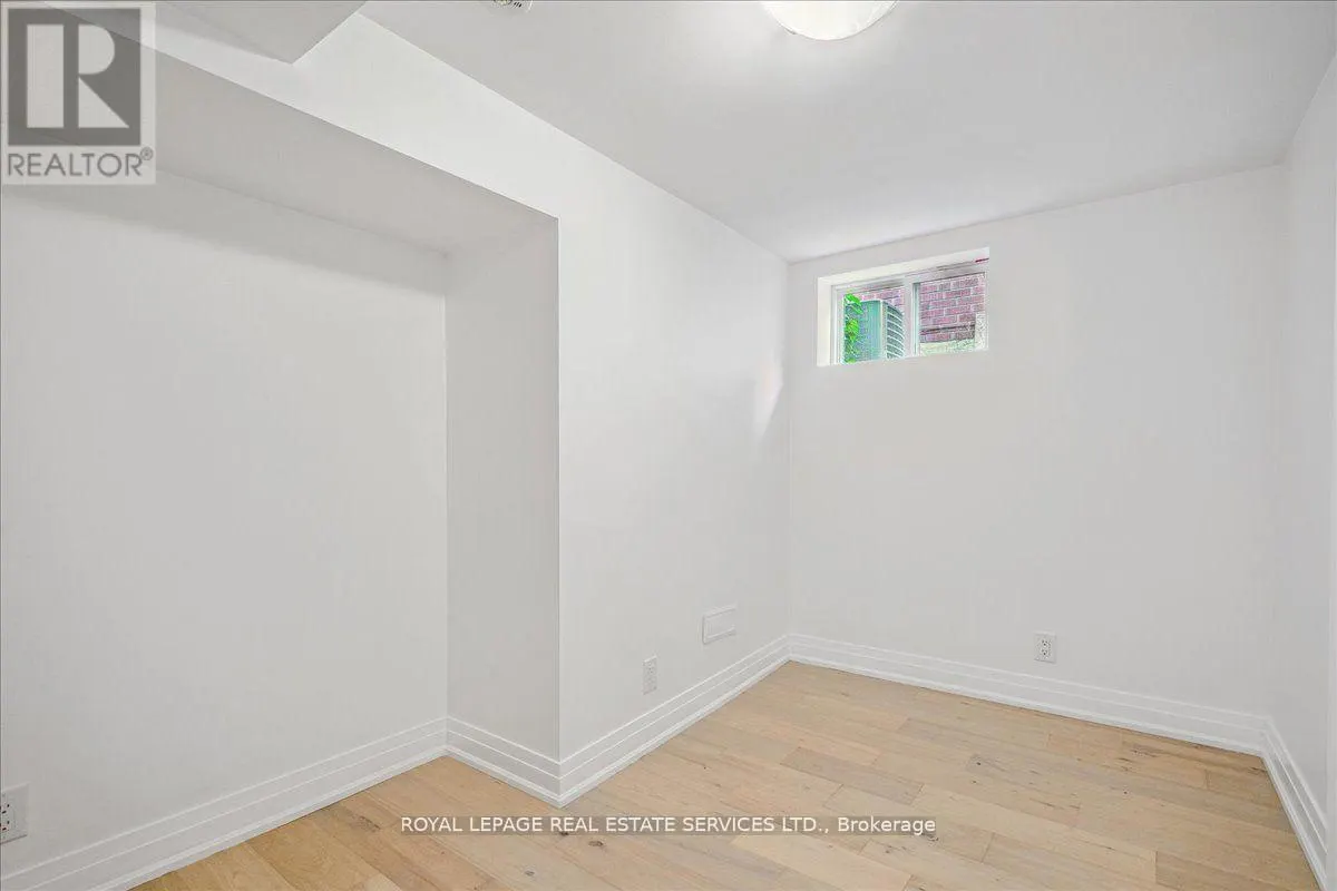 14 RAMSBURY ROAD