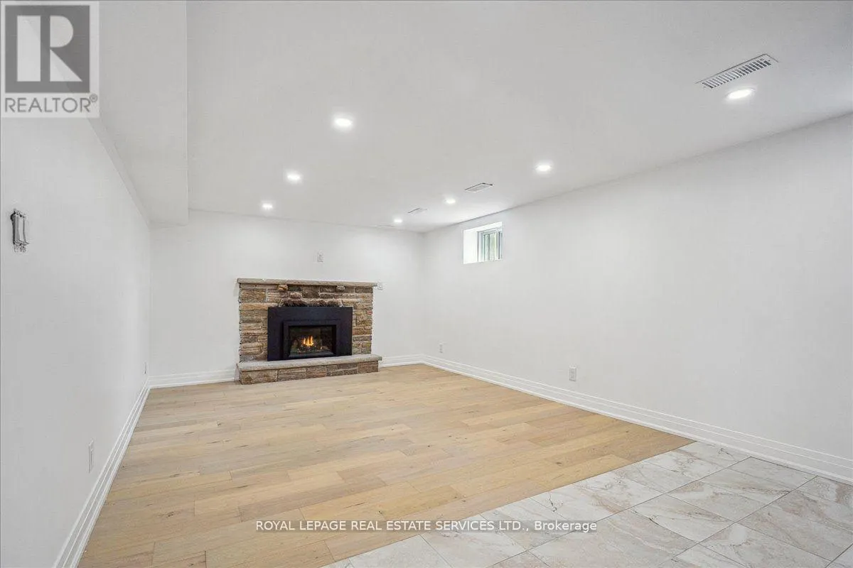 14 RAMSBURY ROAD