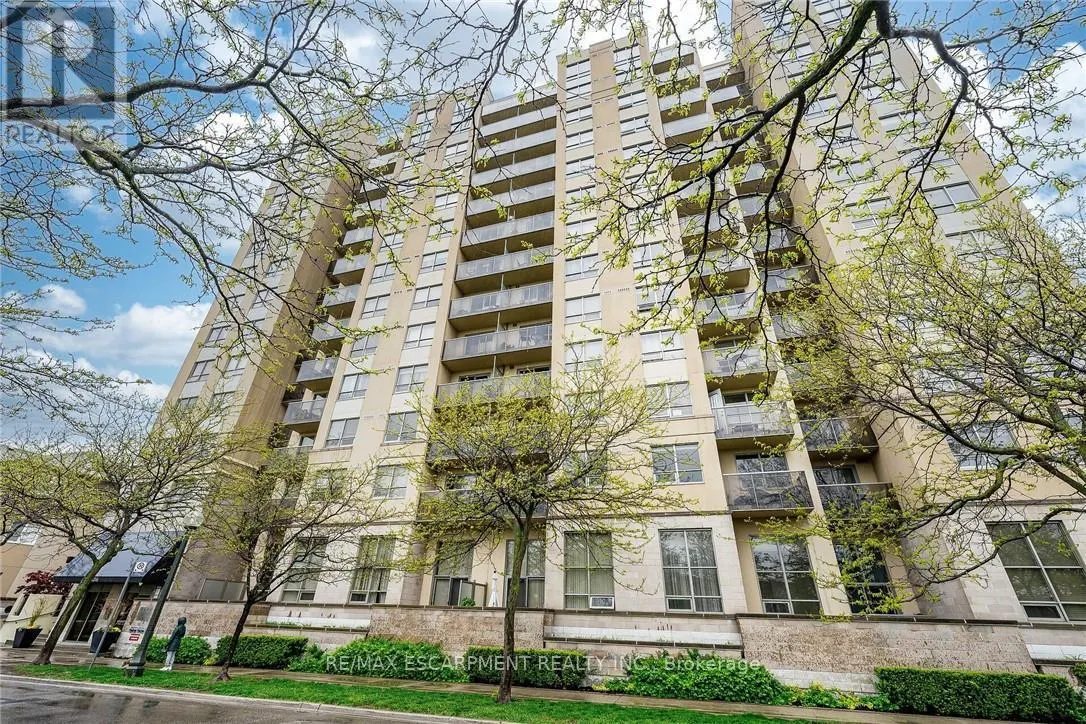 402 - 4 ELSINORE PATH