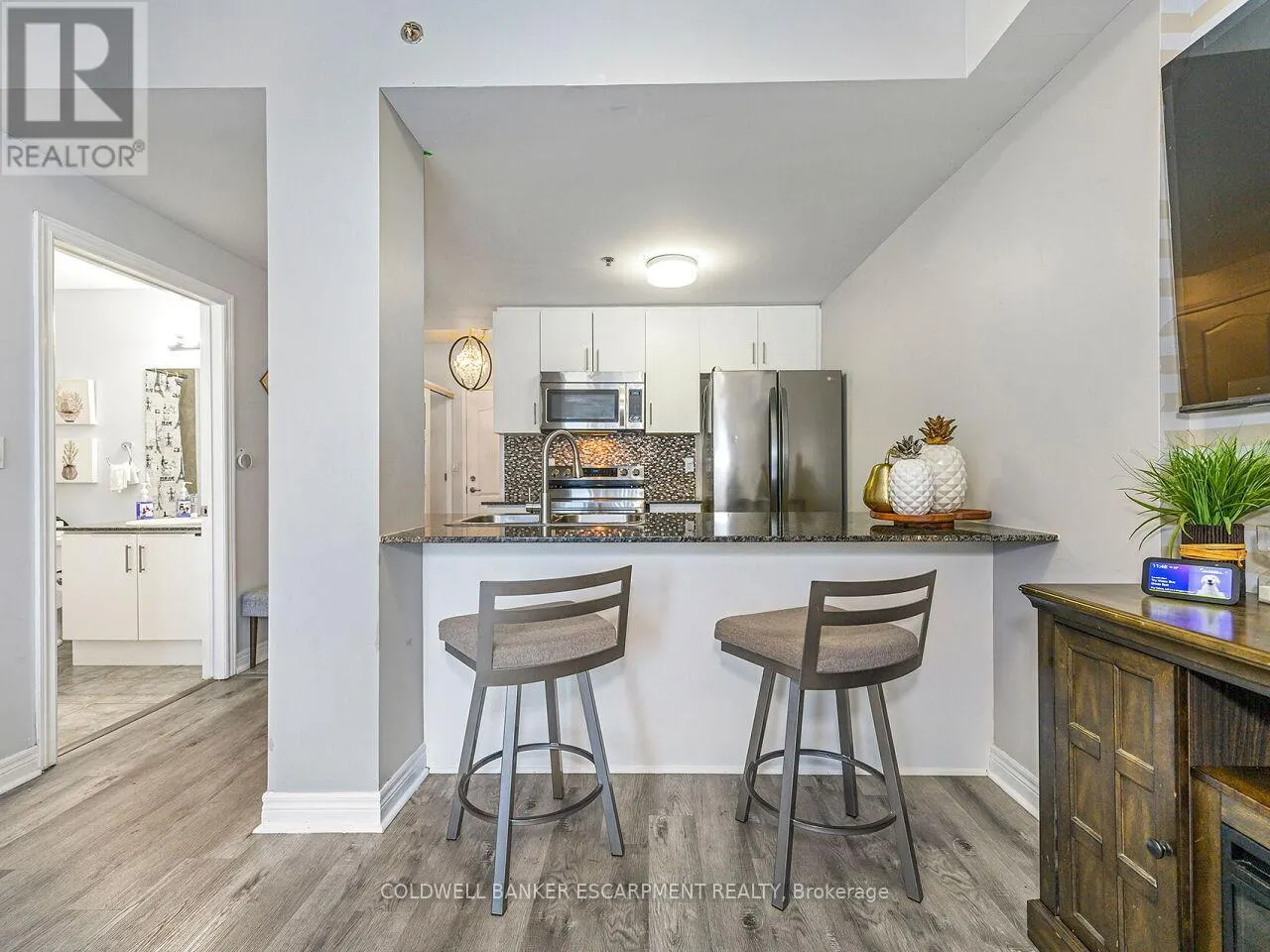 201 - 1419 COSTIGAN ROAD