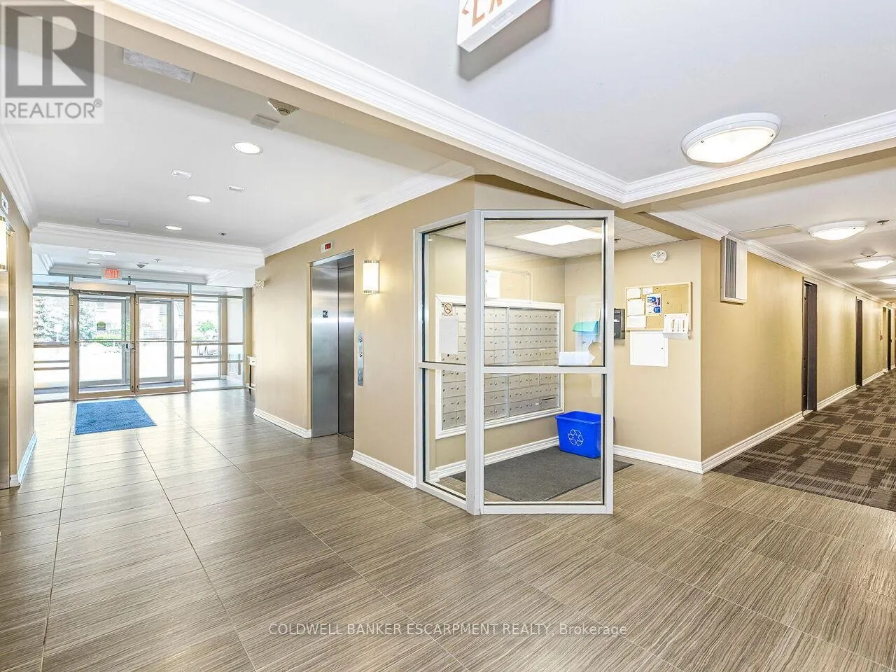 201 - 1419 COSTIGAN ROAD