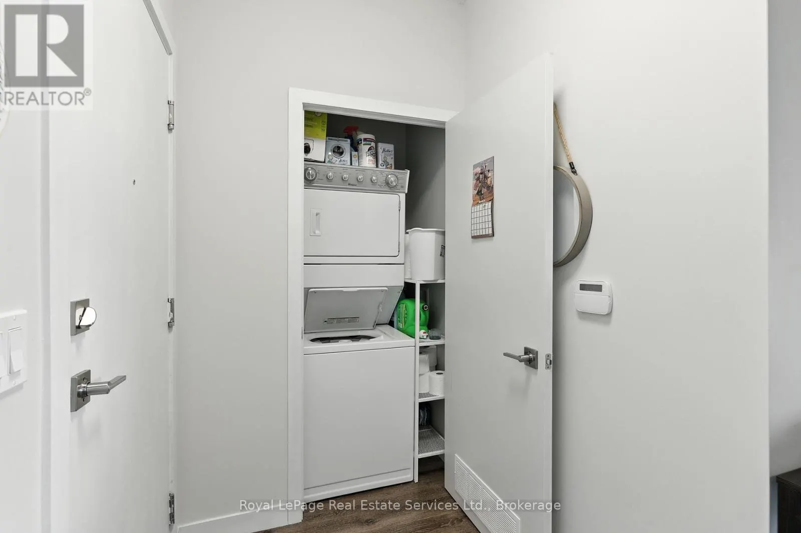 813 - 2081 FAIRVIEW STREET, #813