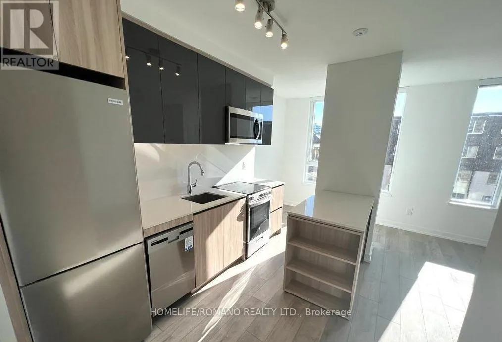 205 - 11 MARYPORT AVENUE