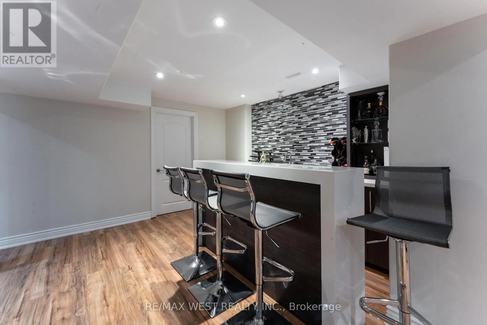 5211 MISTY PINE CRESCENT