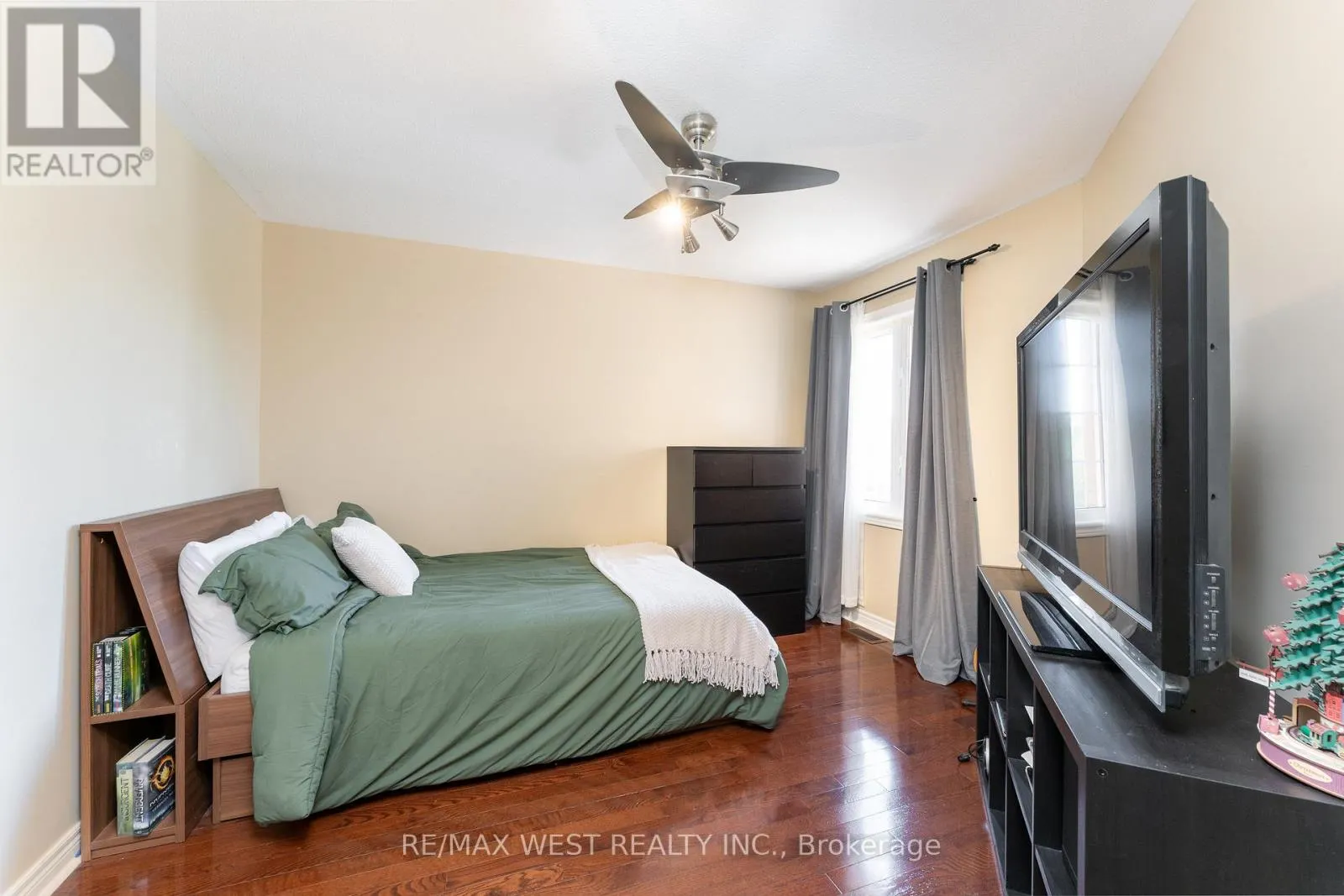 5211 MISTY PINE CRESCENT