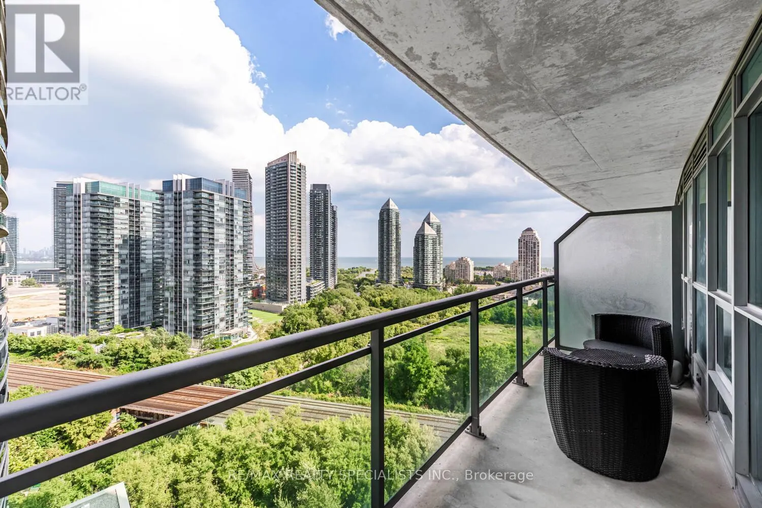 1714 - 155 LEGION ROAD N