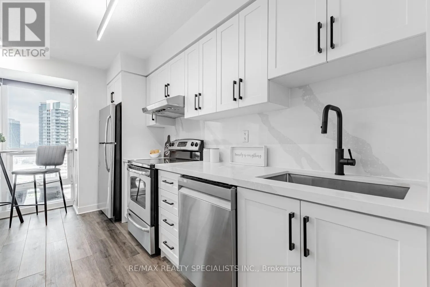 1714 - 155 LEGION ROAD N