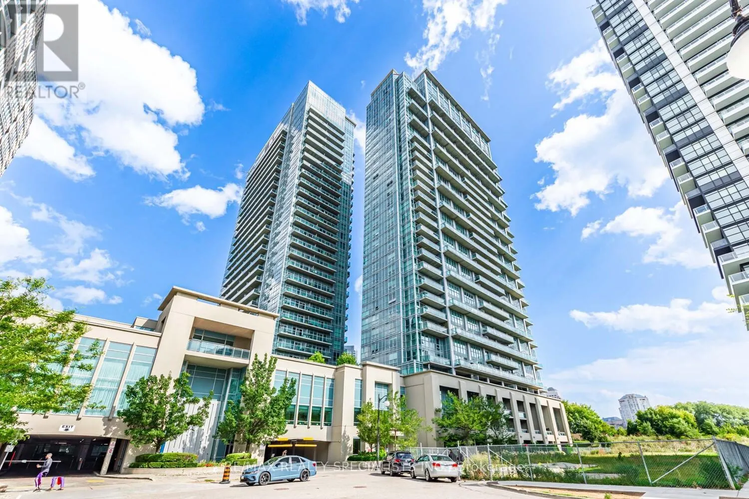 1714 - 155 LEGION ROAD N