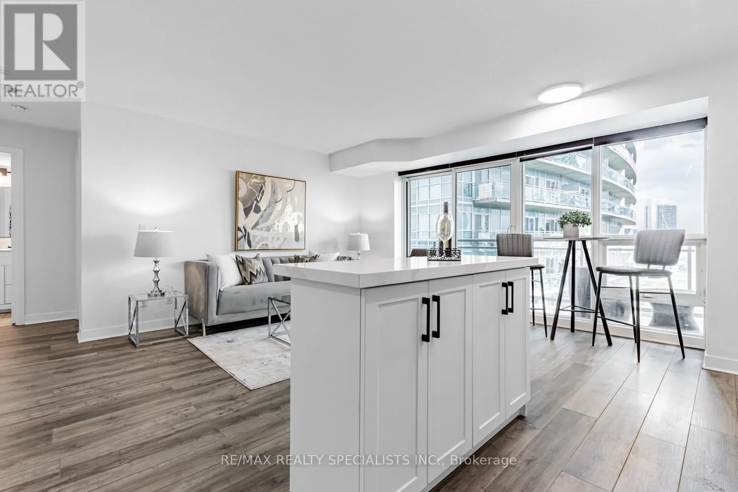 1714 - 155 LEGION ROAD N