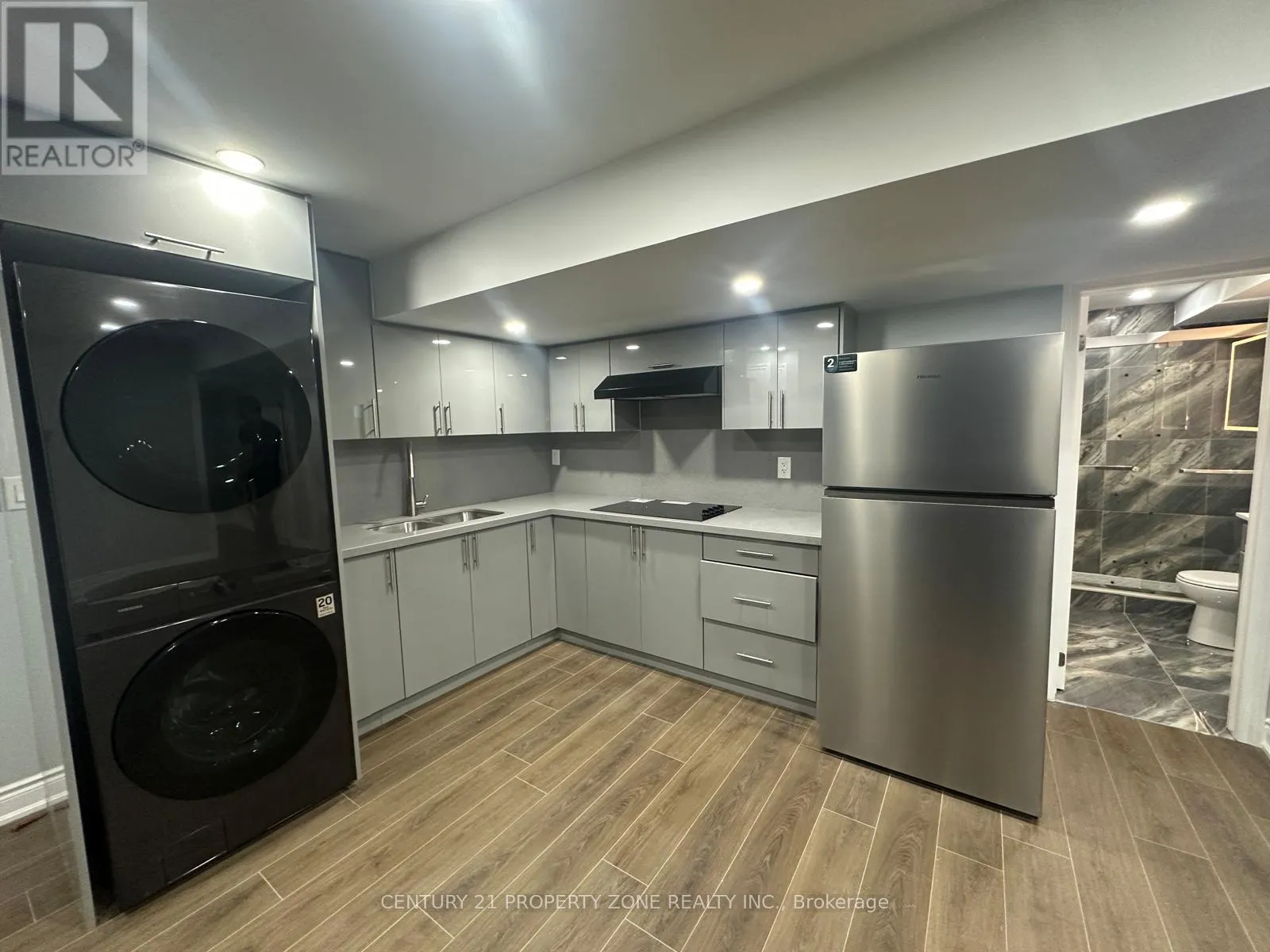 LOWER UNIT - 1394 LOBELIA CRESCENT