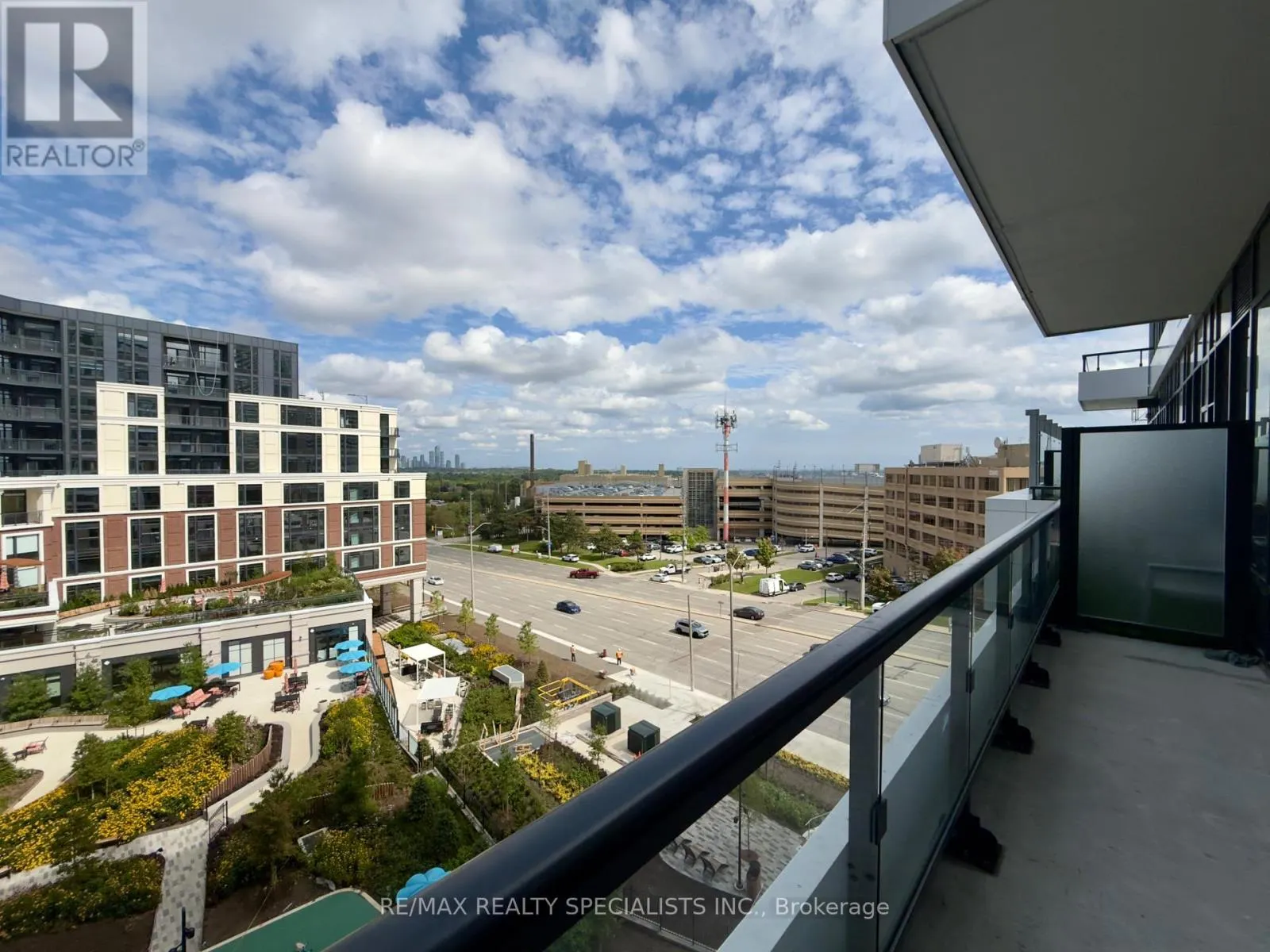 715 - 2485 EGLINTON AVENUE W