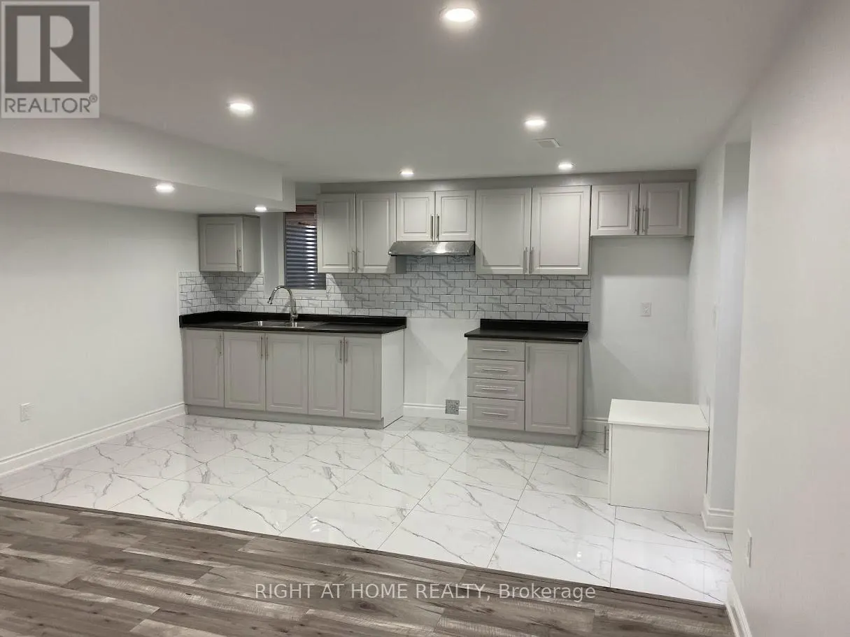 1368 CONNAUGHT TERRACE
