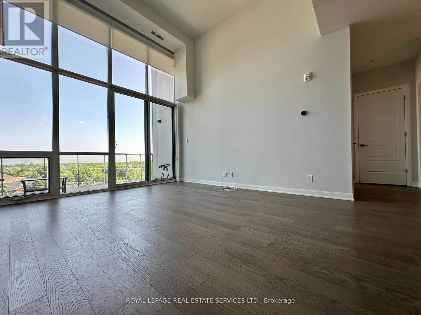 410 - 3028 CREEKSHORE COMMON