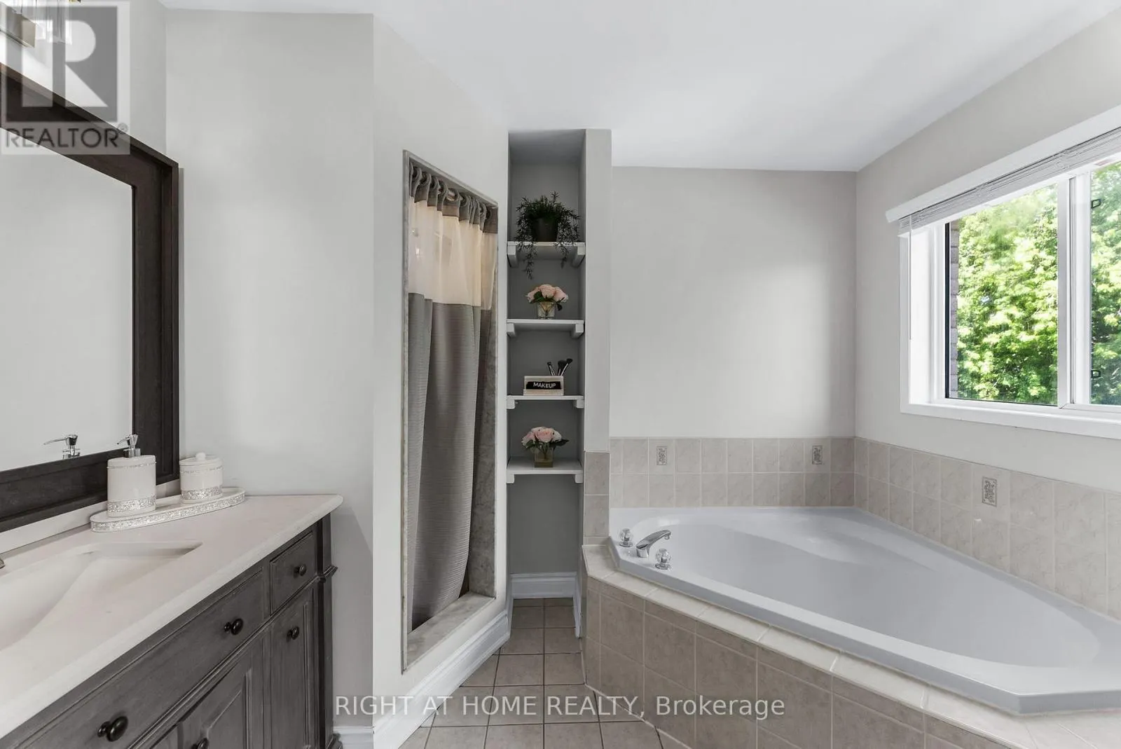 7229 PALLETT COURT