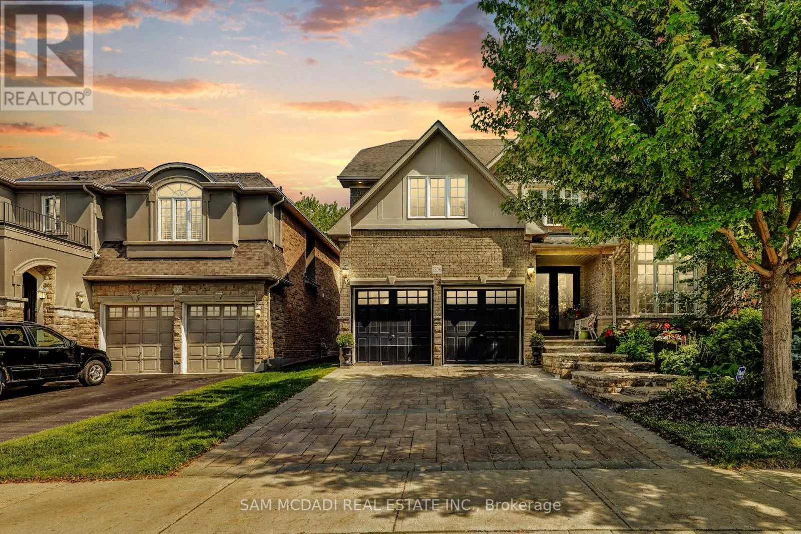 3306 FOX RUN CIRCLE