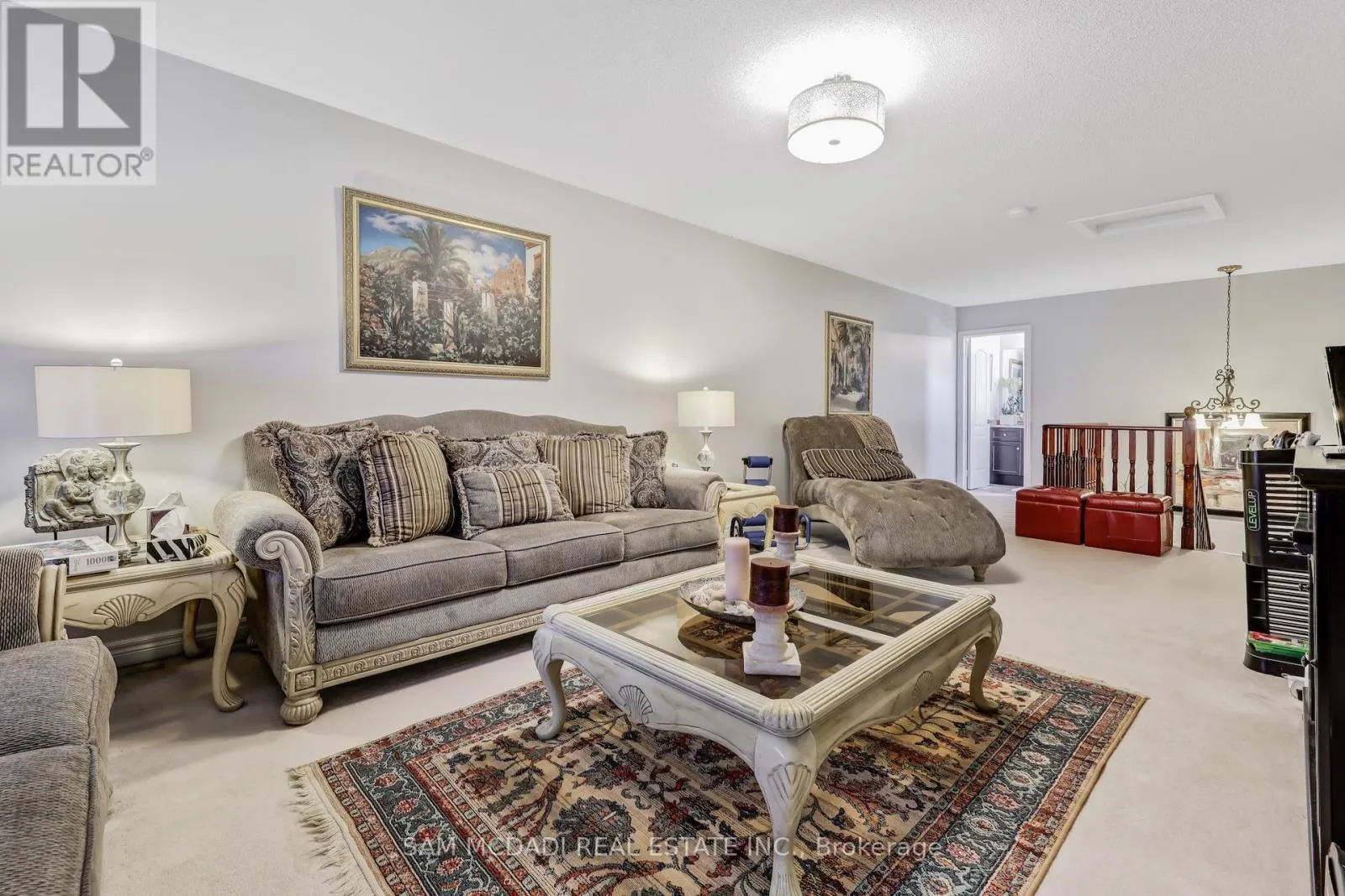 3306 FOX RUN CIRCLE