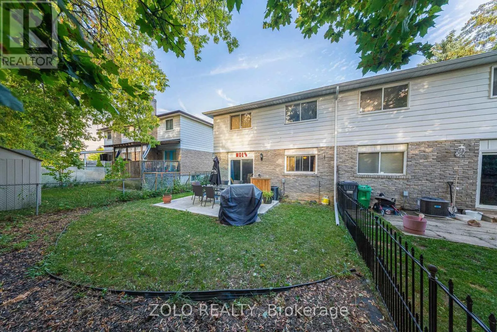 90 IVYBRIDGE DRIVE