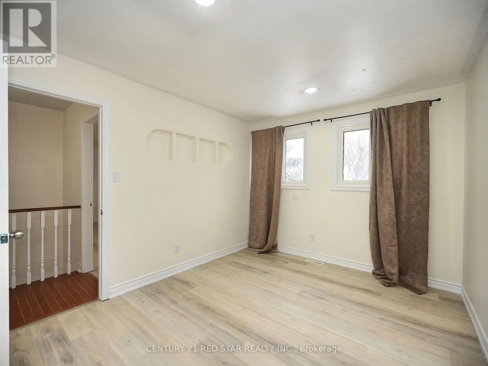 68 LA FRANCE ROAD