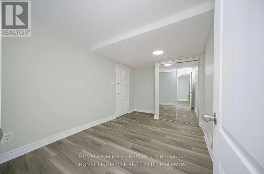 3777 WOODRUFF CRESCENT