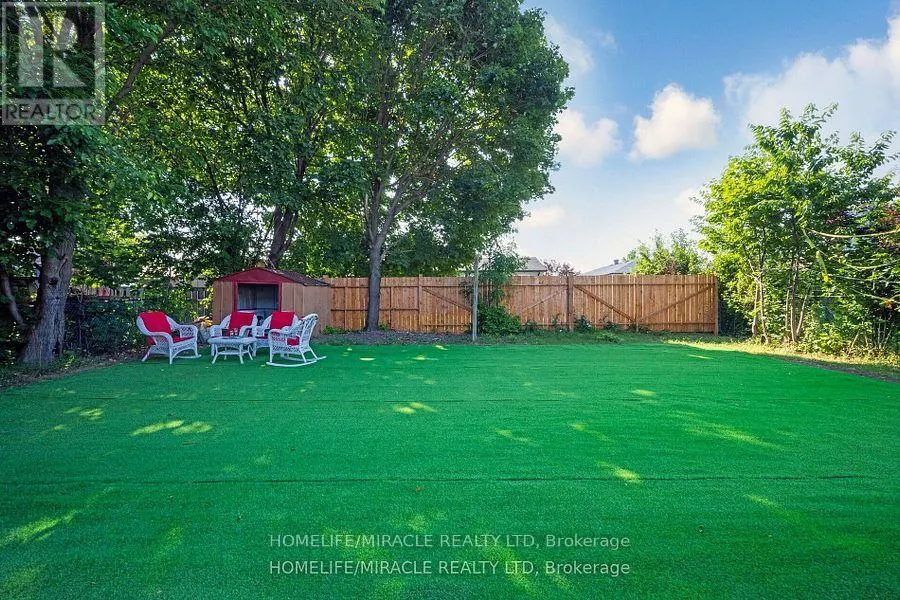 3777 WOODRUFF CRESCENT