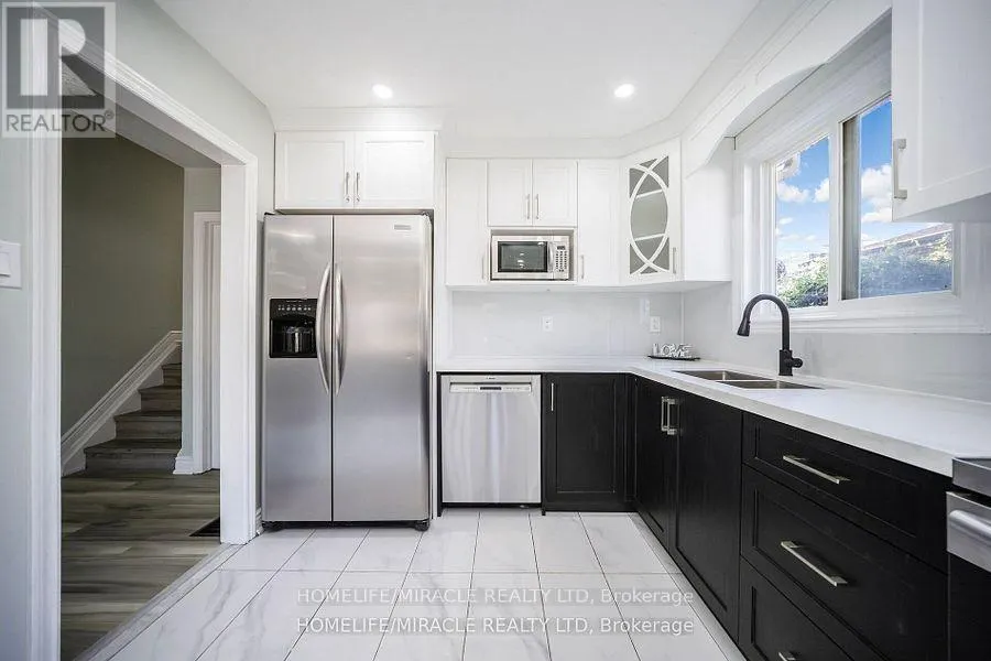 3777 WOODRUFF CRESCENT