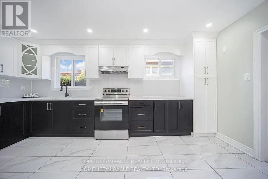 3777 WOODRUFF CRESCENT