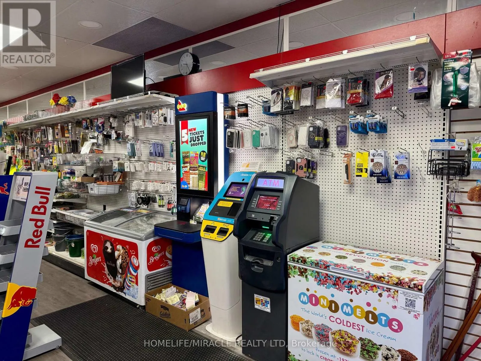 12 - 4099 ERIN MILLS PARKWAY