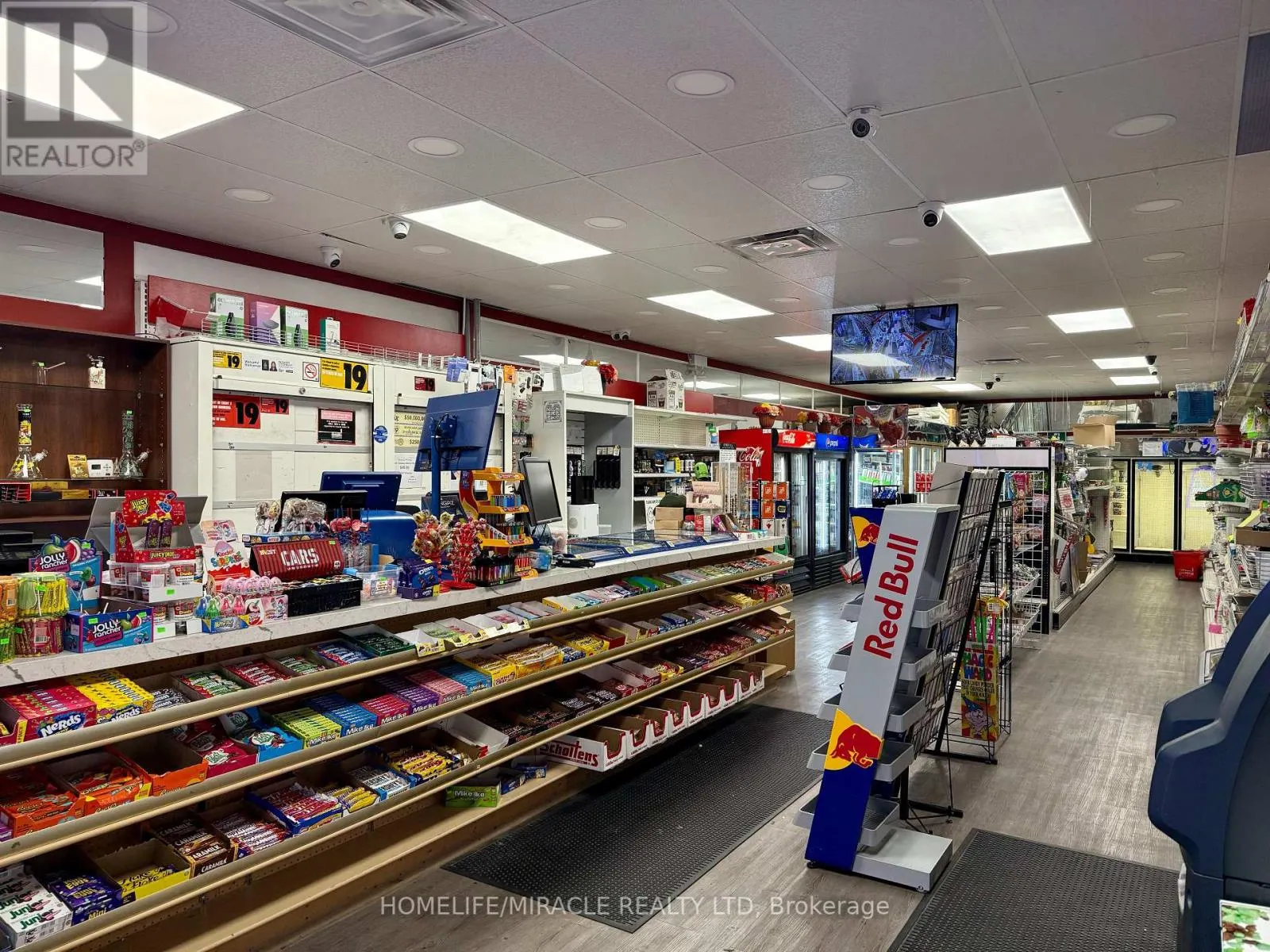 12 - 4099 ERIN MILLS PARKWAY