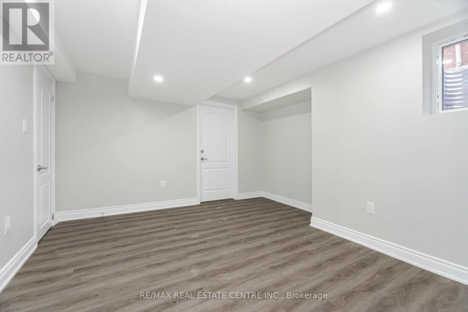 BASEMENT - 111 ASHRIDGE COURT