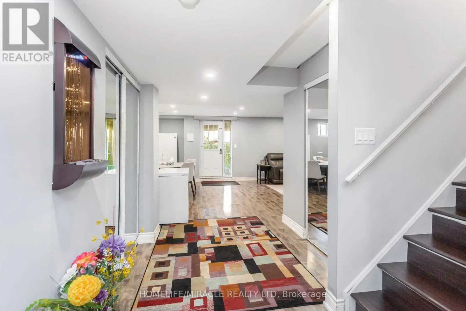 452 NAIRN CIRCLE