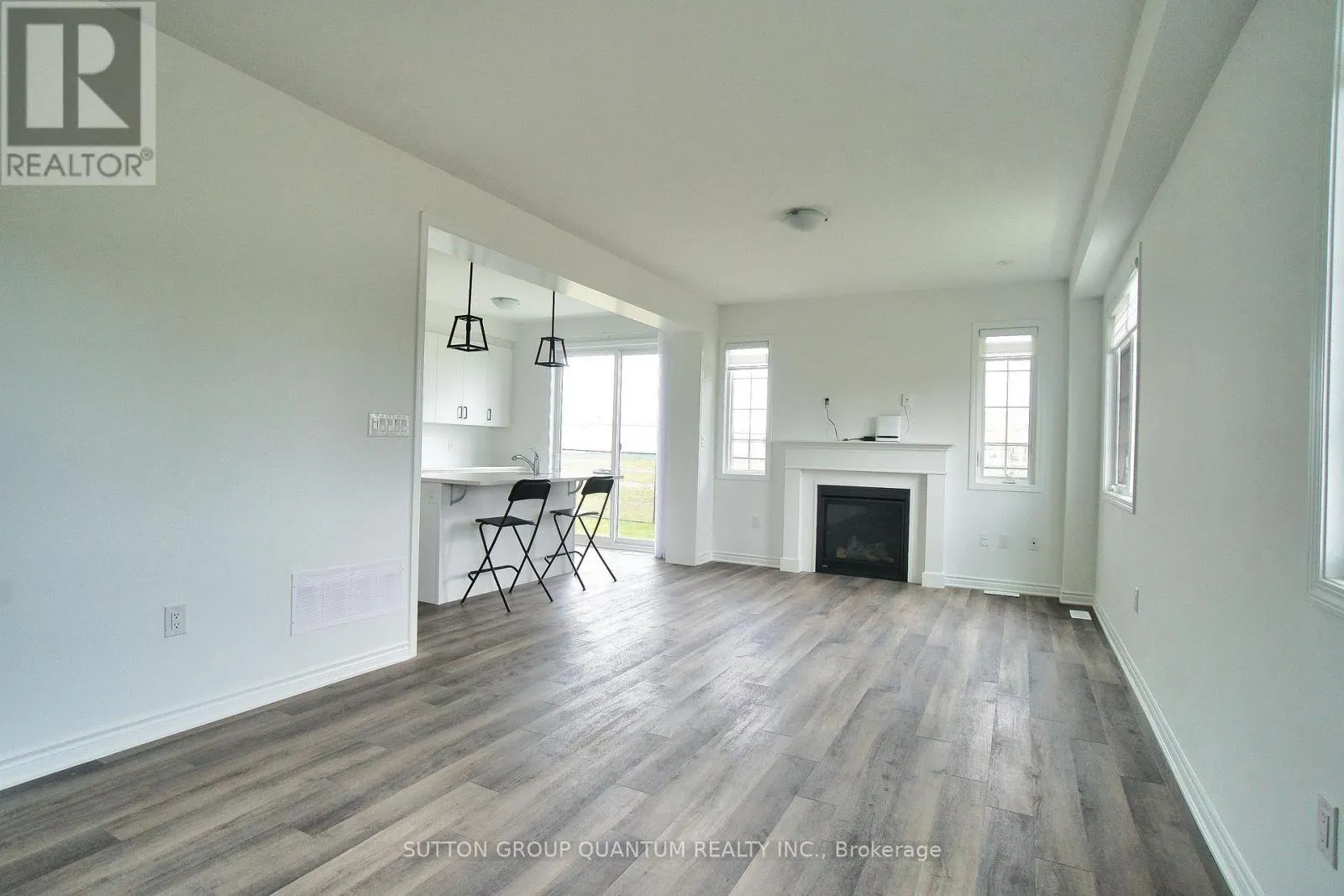 1355 COPLEY COURT