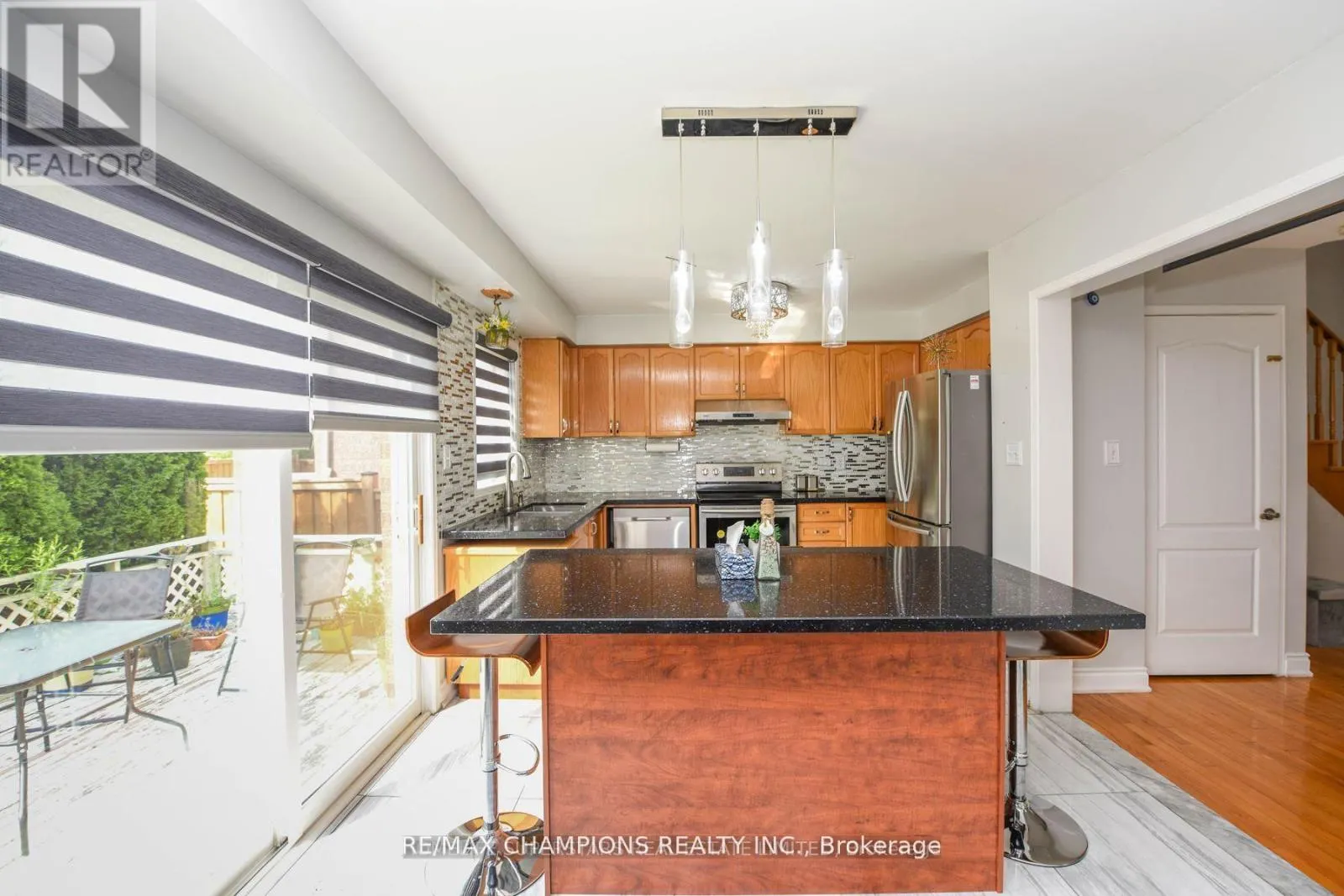30 FEATHER REED WAY