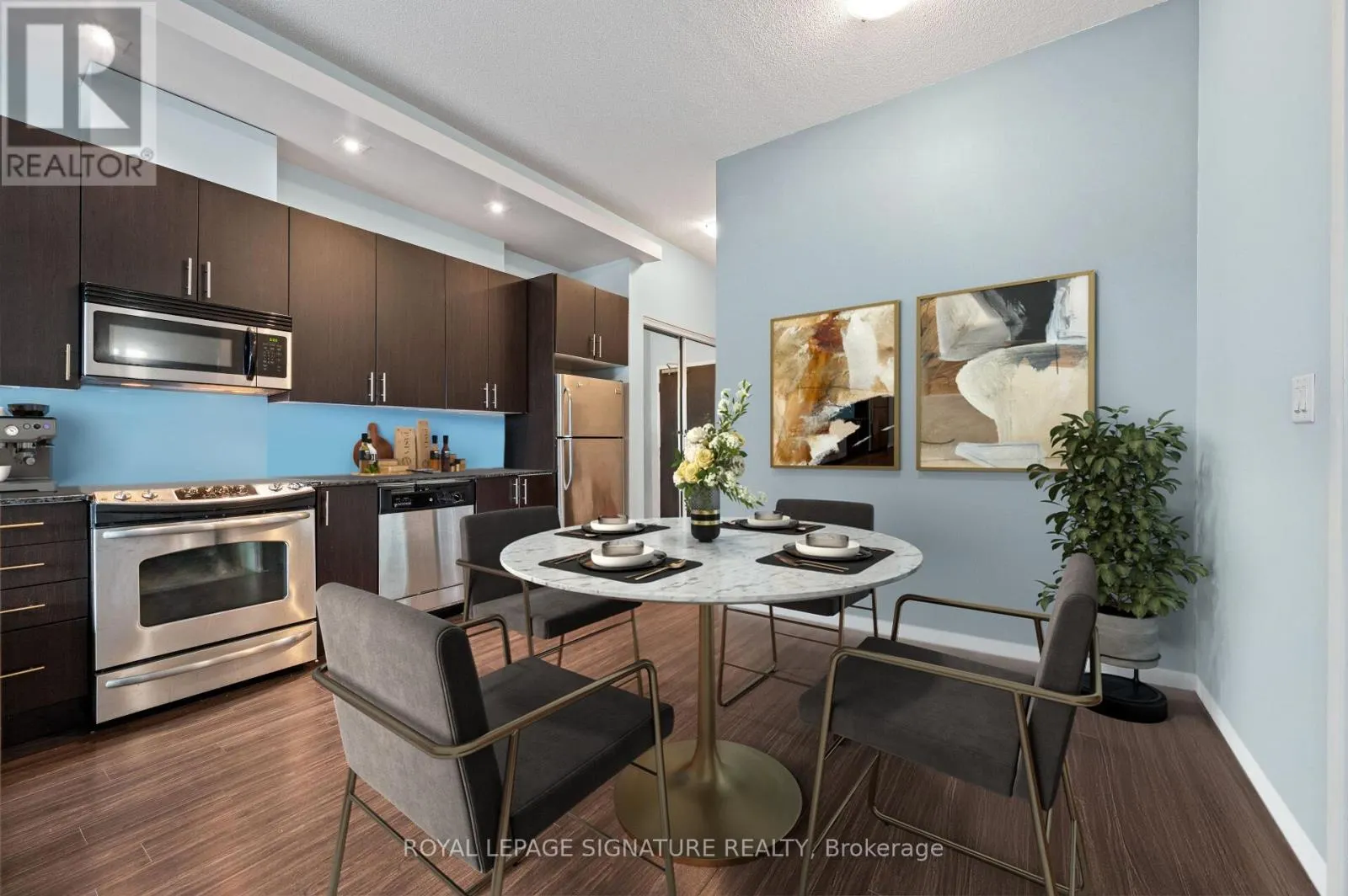 2521 - 165 LEGION ROAD N