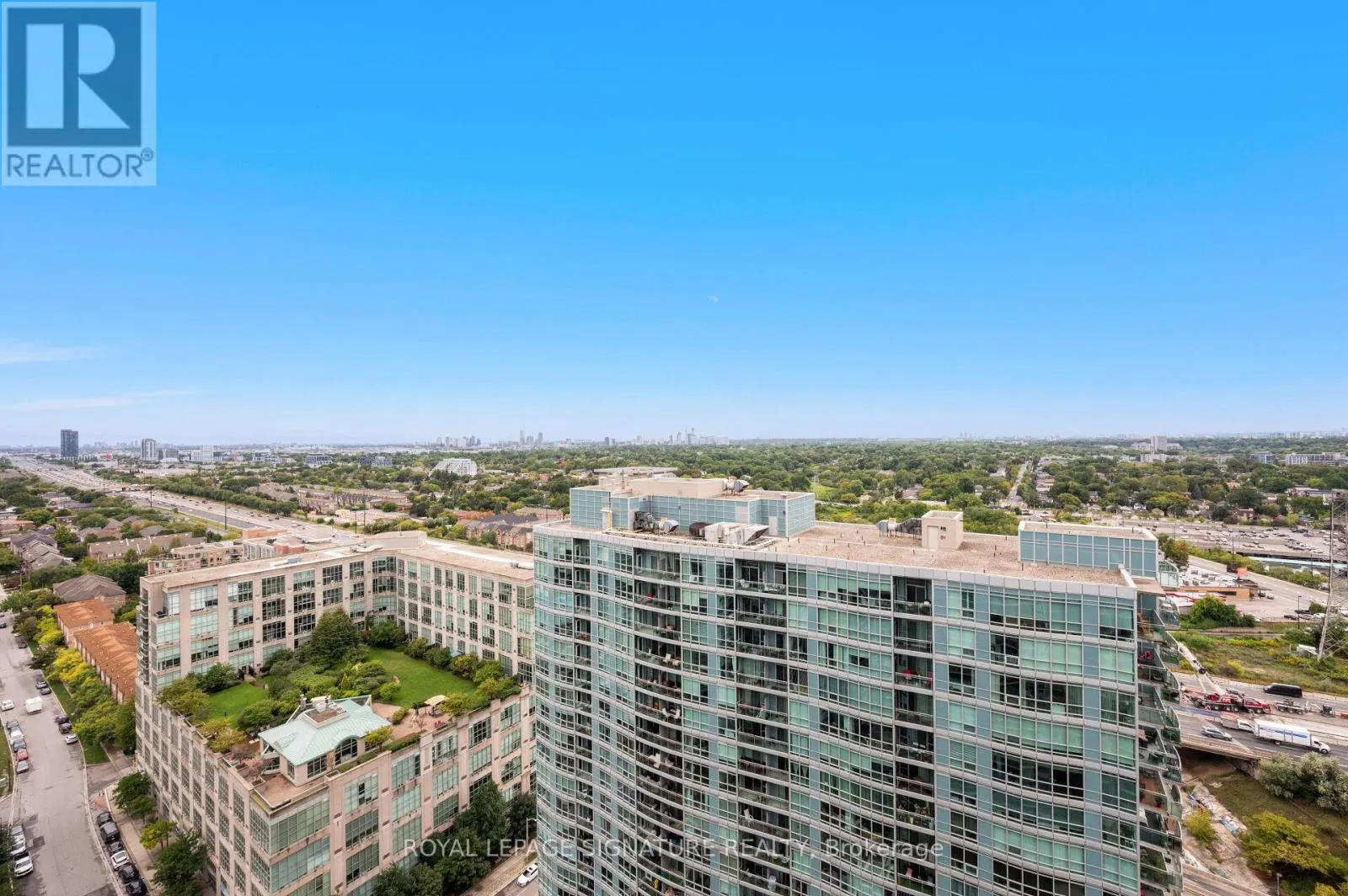 2521 - 165 LEGION ROAD N