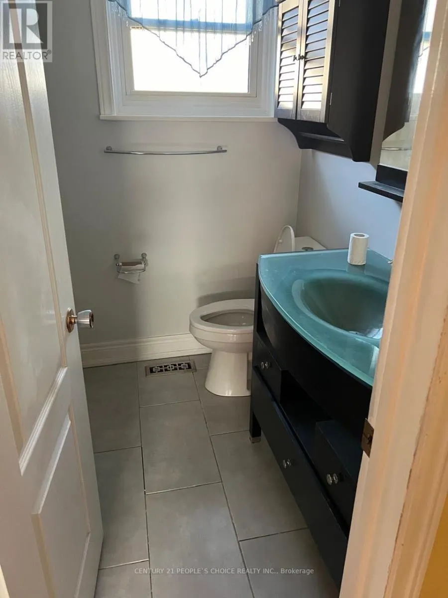 MAIN - 98 AMBLESIDE DRIVE