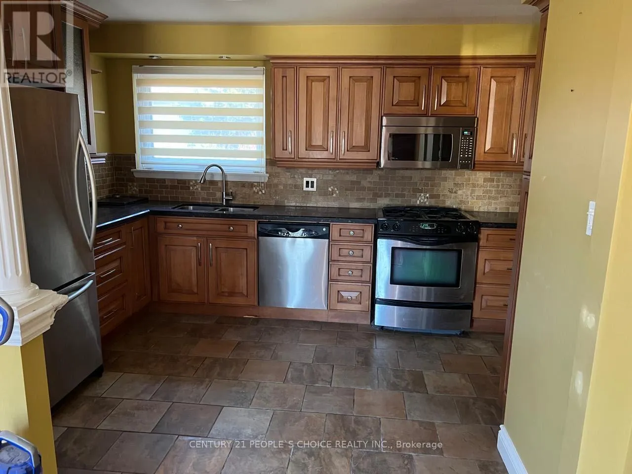 MAIN - 98 AMBLESIDE DRIVE