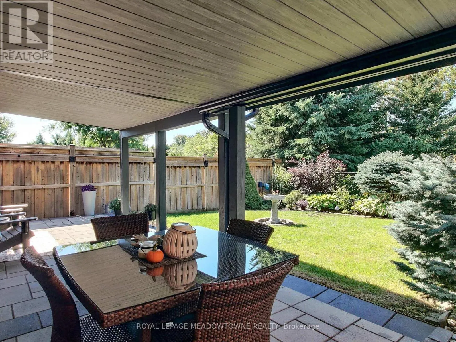 184 MOWAT CRESCENT