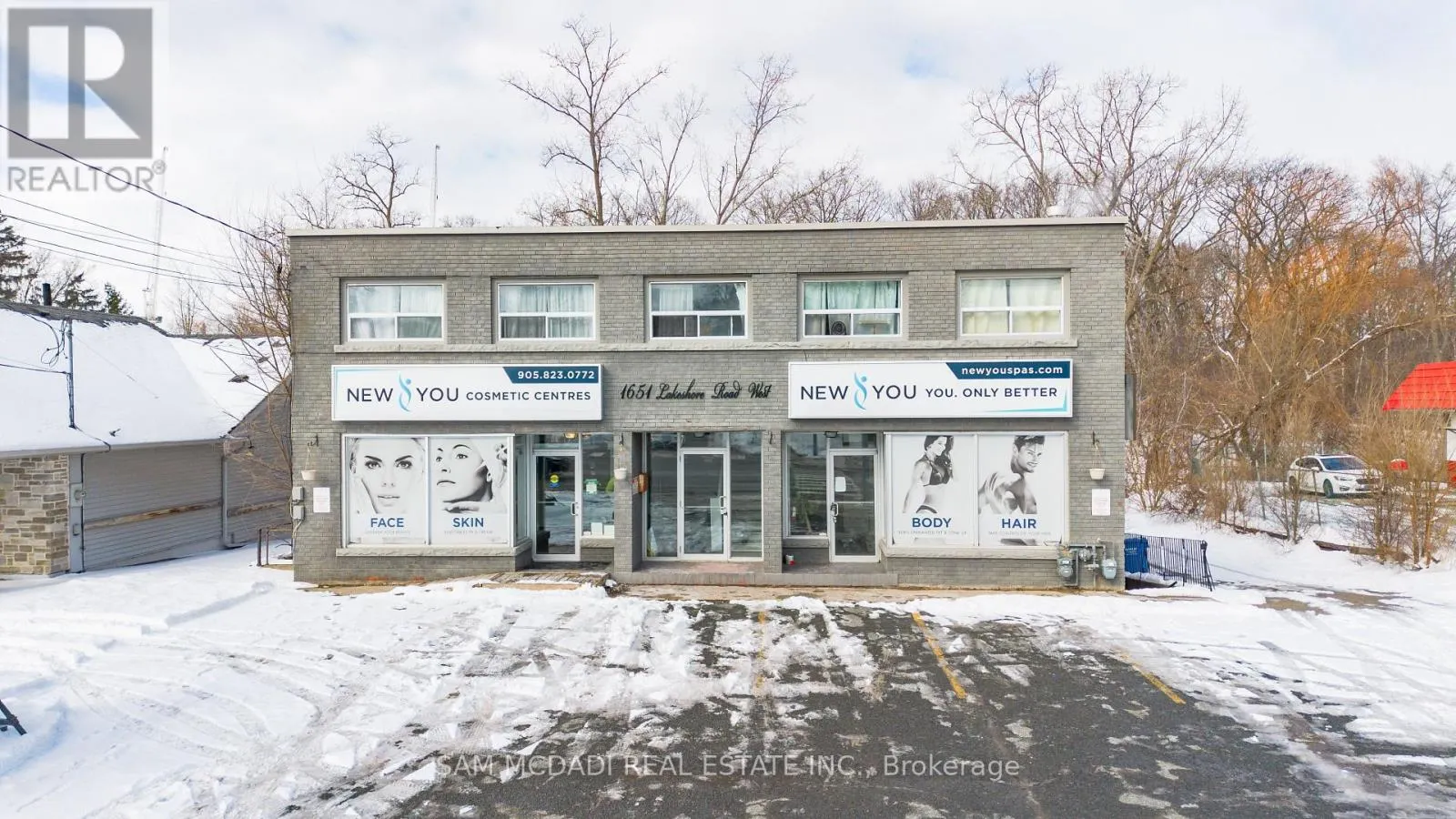 1651 LAKESHORE ROAD W