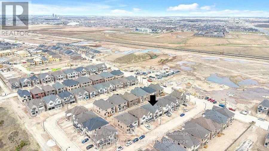 1536 BUTTERCUP COURT