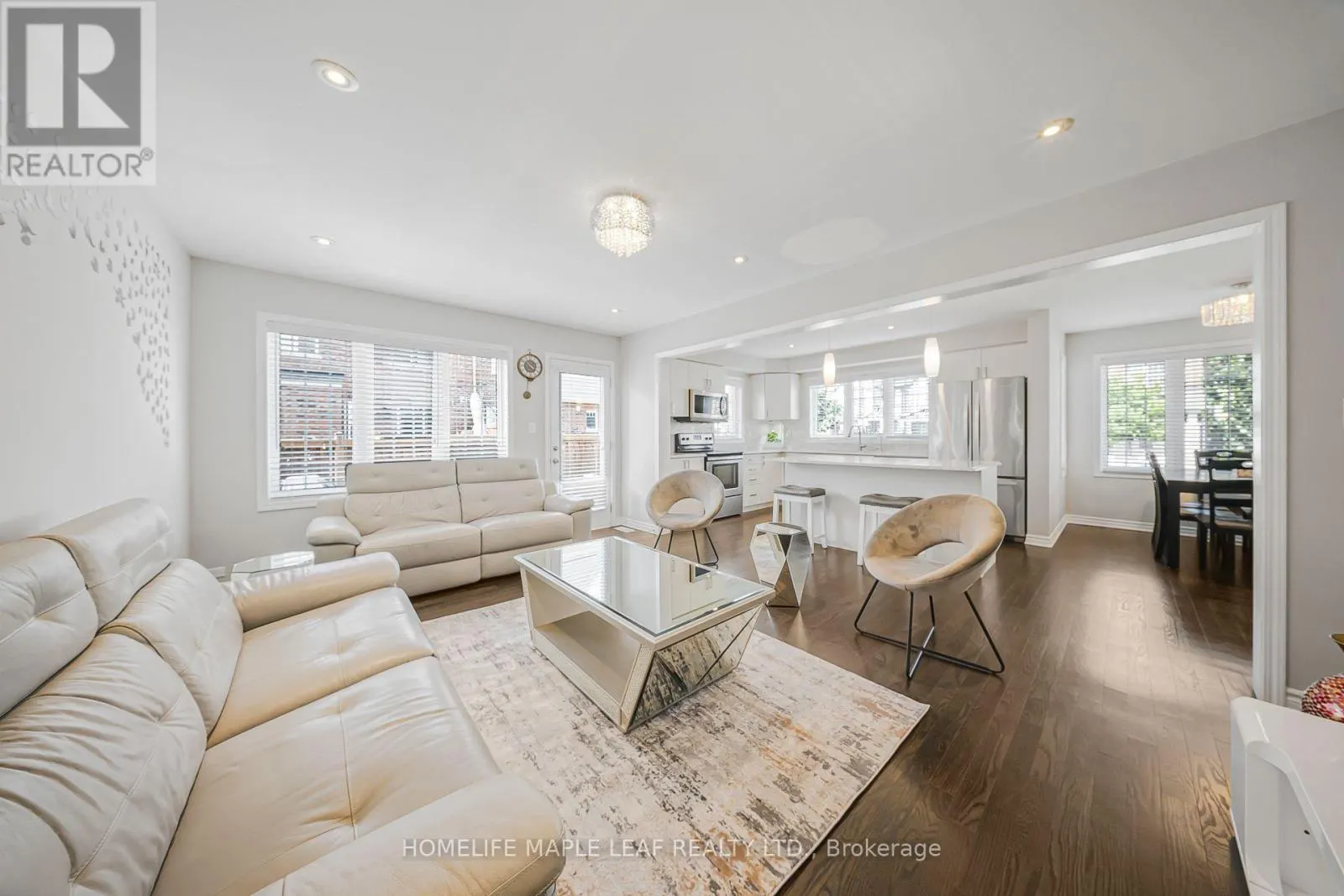 297 REIS PLACE