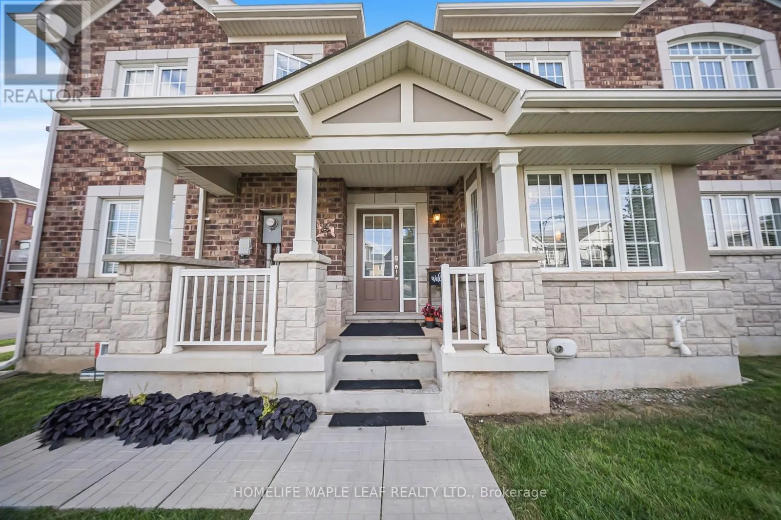 297 REIS PLACE