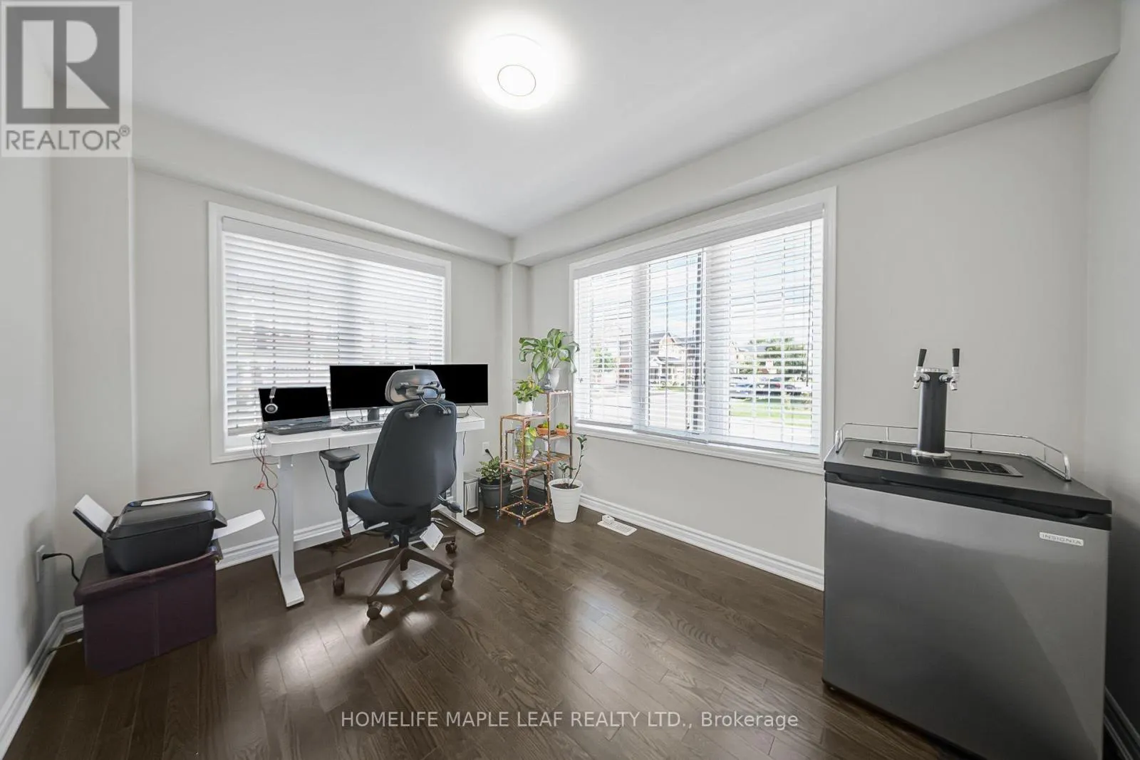 297 REIS PLACE