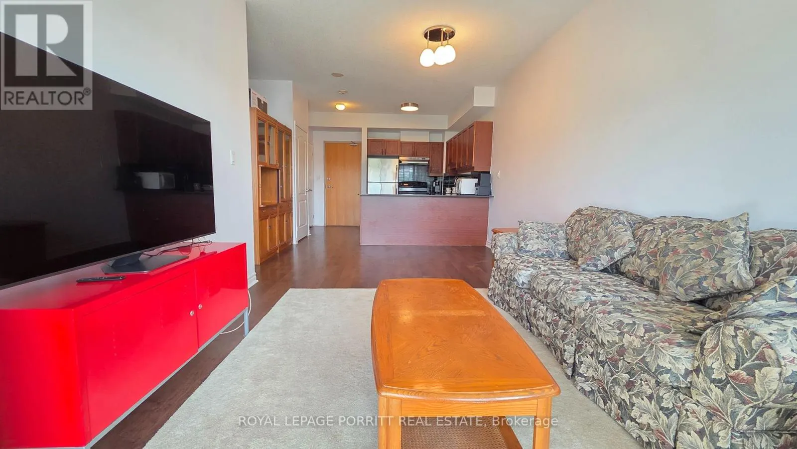 213 - 3865 LAKE SHORE BOULEVARD W