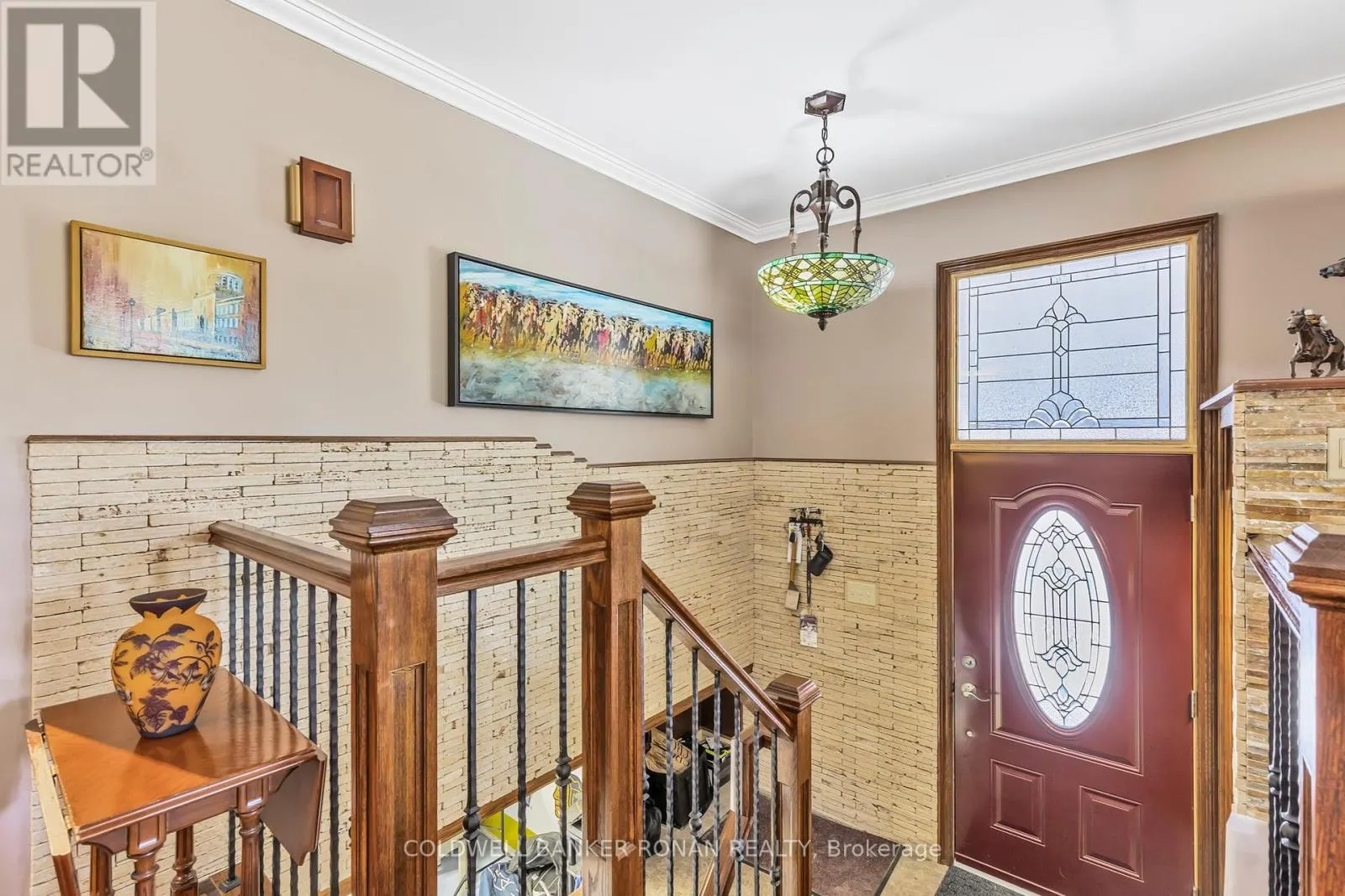 20 HALLOW CRESCENT