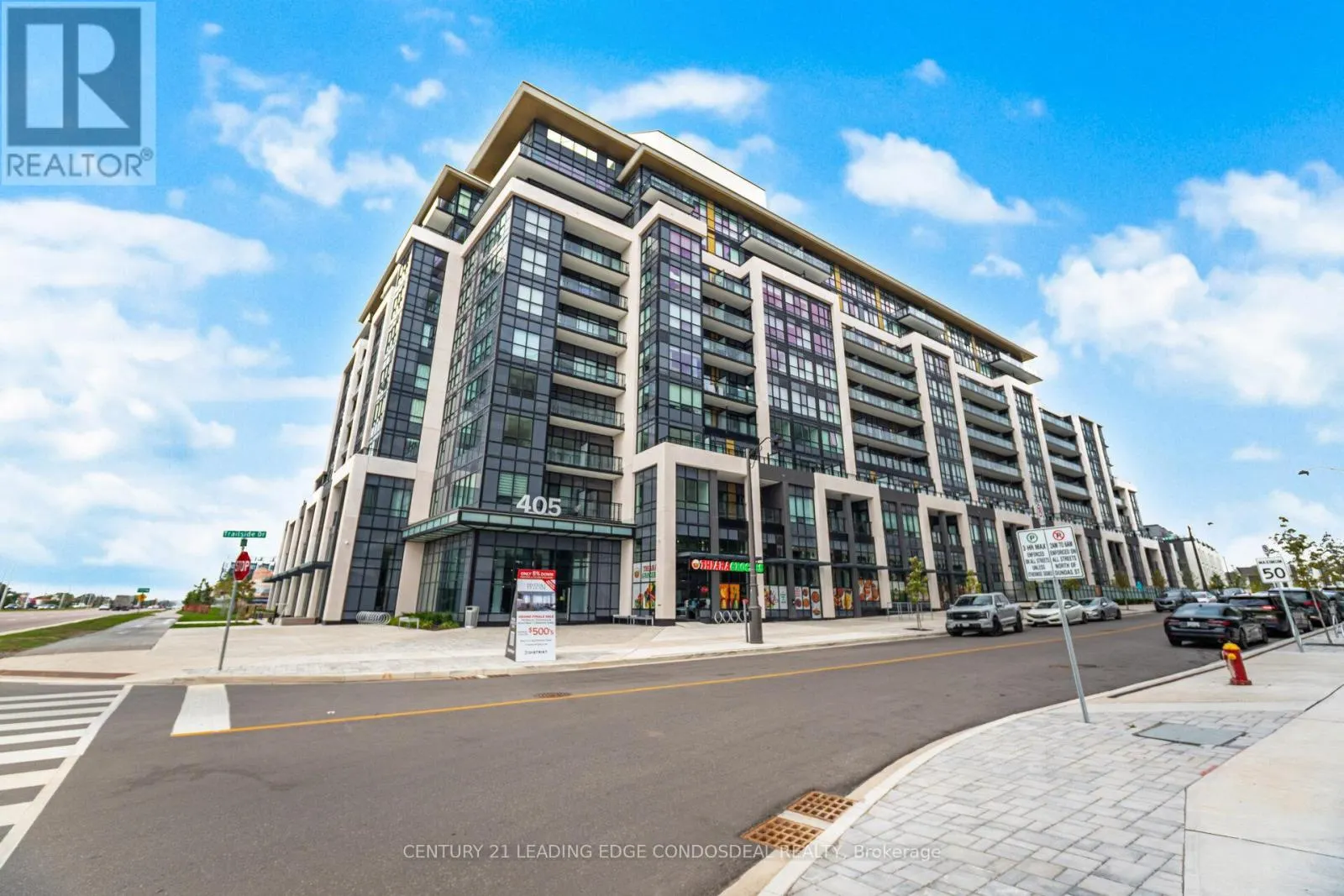 234 - 405 DUNDAS STREET W